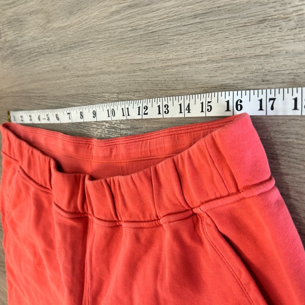 Lululemon Relaxed High-Rise Jogger Pale Raspberry. Size 14 - Picture 7 of 9
